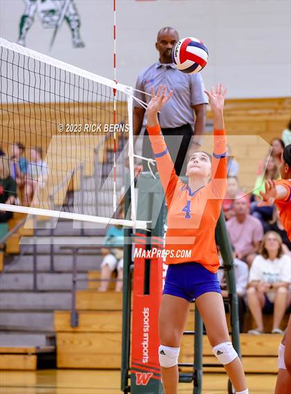 Thumbnail 1 in College Park vs Grand Oaks photogallery.