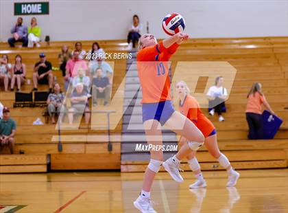 Thumbnail 1 in College Park vs Grand Oaks photogallery.