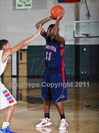 Thumbnail 1 in Manvel vs. Duncanville  (McDonald's Texas Invitational) photogallery.