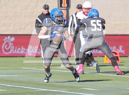 Thumbnail 3 in Rich vs. Altamont (UHSAA 8 Man Semifinal) photogallery.