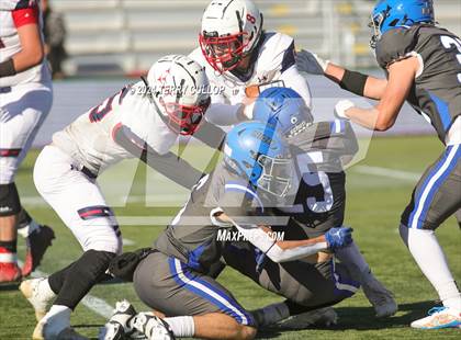 Thumbnail 1 in Rich vs. Altamont (UHSAA 8 Man Semifinal) photogallery.