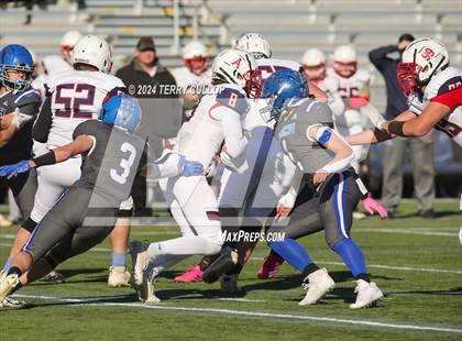 Thumbnail 2 in Rich vs. Altamont (UHSAA 8 Man Semifinal) photogallery.