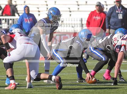 Thumbnail 3 in Rich vs. Altamont (UHSAA 8 Man Semifinal) photogallery.