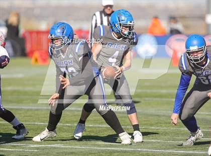 Thumbnail 3 in Rich vs. Altamont (UHSAA 8 Man Semifinal) photogallery.