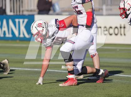 Thumbnail 3 in Rich vs. Altamont (UHSAA 8 Man Semifinal) photogallery.