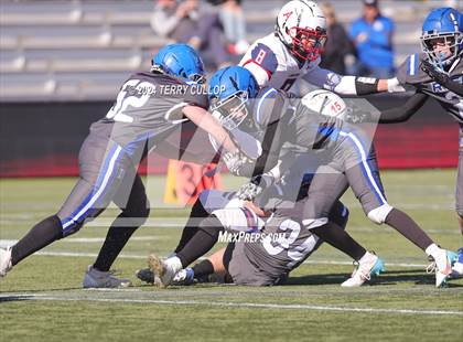 Thumbnail 1 in Rich vs. Altamont (UHSAA 8 Man Semifinal) photogallery.