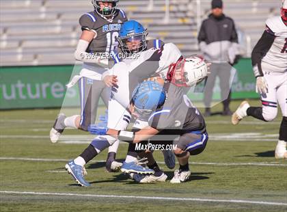 Thumbnail 3 in Rich vs. Altamont (UHSAA 8 Man Semifinal) photogallery.