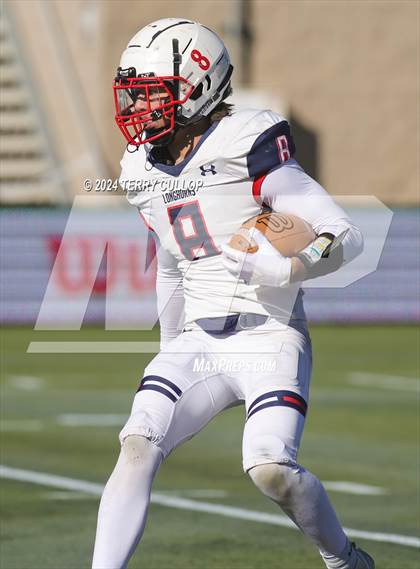 Thumbnail 3 in Rich vs. Altamont (UHSAA 8 Man Semifinal) photogallery.