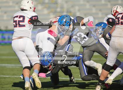Thumbnail 2 in Rich vs. Altamont (UHSAA 8 Man Semifinal) photogallery.
