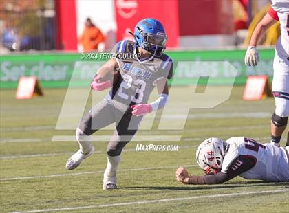 Thumbnail 3 in Rich vs. Altamont (UHSAA 8 Man Semifinal) photogallery.