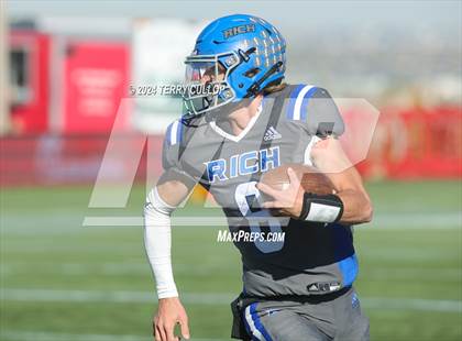 Thumbnail 1 in Rich vs. Altamont (UHSAA 8 Man Semifinal) photogallery.