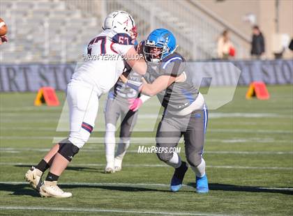 Thumbnail 2 in Rich vs. Altamont (UHSAA 8 Man Semifinal) photogallery.