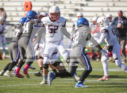 Thumbnail 1 in Rich vs. Altamont (UHSAA 8 Man Semifinal) photogallery.