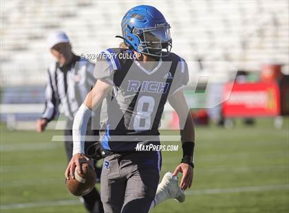 Thumbnail 2 in Rich vs. Altamont (UHSAA 8 Man Semifinal) photogallery.
