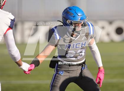 Thumbnail 2 in Rich vs. Altamont (UHSAA 8 Man Semifinal) photogallery.