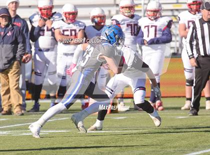 Thumbnail 2 in Rich vs. Altamont (UHSAA 8 Man Semifinal) photogallery.