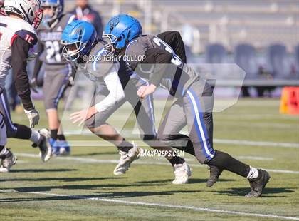 Thumbnail 2 in Rich vs. Altamont (UHSAA 8 Man Semifinal) photogallery.