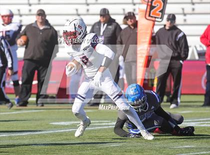 Thumbnail 2 in Rich vs. Altamont (UHSAA 8 Man Semifinal) photogallery.