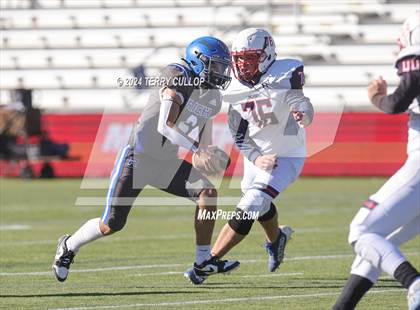 Thumbnail 2 in Rich vs. Altamont (UHSAA 8 Man Semifinal) photogallery.