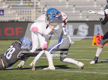 Thumbnail 2 in Rich vs. Altamont (UHSAA 8 Man Semifinal) photogallery.