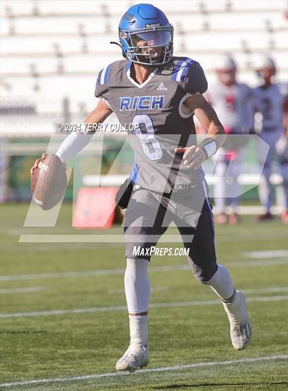 Thumbnail 1 in Rich vs. Altamont (UHSAA 8 Man Semifinal) photogallery.