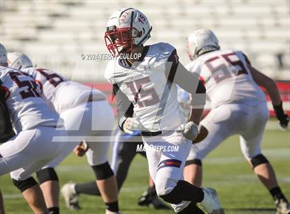 Thumbnail 2 in Rich vs. Altamont (UHSAA 8 Man Semifinal) photogallery.