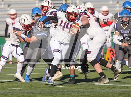 Thumbnail 2 in Rich vs. Altamont (UHSAA 8 Man Semifinal) photogallery.