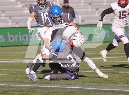 Thumbnail 1 in Rich vs. Altamont (UHSAA 8 Man Semifinal) photogallery.