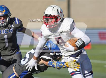 Thumbnail 3 in Rich vs. Altamont (UHSAA 8 Man Semifinal) photogallery.
