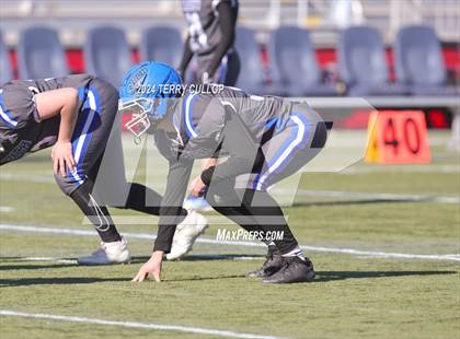 Thumbnail 1 in Rich vs. Altamont (UHSAA 8 Man Semifinal) photogallery.