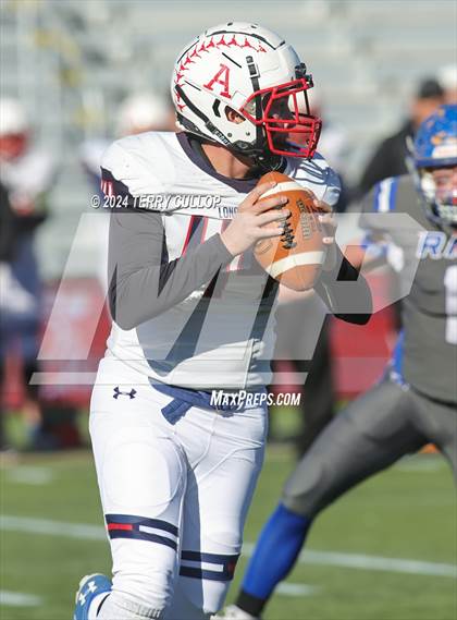 Thumbnail 2 in Rich vs. Altamont (UHSAA 8 Man Semifinal) photogallery.