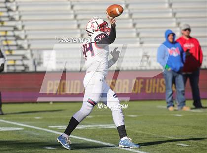 Thumbnail 2 in Rich vs. Altamont (UHSAA 8 Man Semifinal) photogallery.