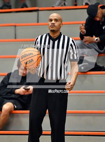 Thumbnail 1 in Gunderson vs. Roseville (Tiger Classic) photogallery.