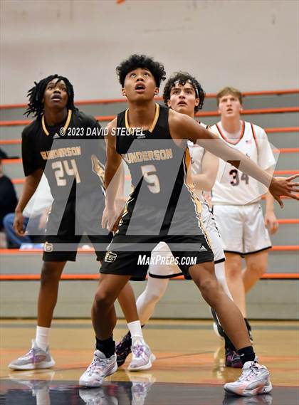Thumbnail 2 in Gunderson vs. Roseville (Tiger Classic) photogallery.