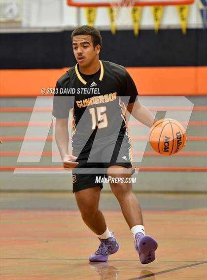 Thumbnail 2 in Gunderson vs. Roseville (Tiger Classic) photogallery.