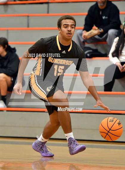 Thumbnail 3 in Gunderson vs. Roseville (Tiger Classic) photogallery.