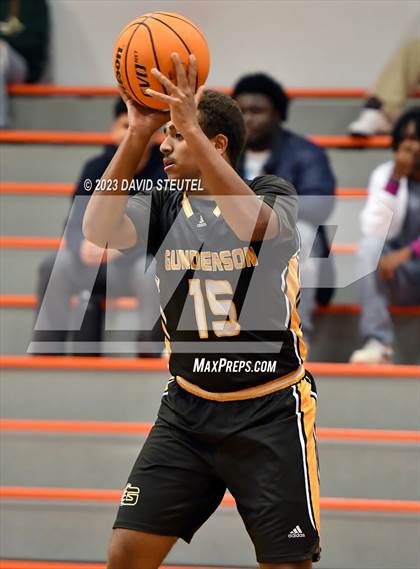 Thumbnail 2 in Gunderson vs. Roseville (Tiger Classic) photogallery.