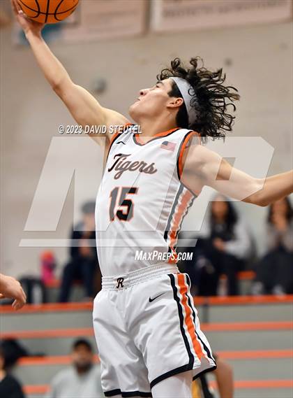 Thumbnail 3 in Gunderson vs. Roseville (Tiger Classic) photogallery.