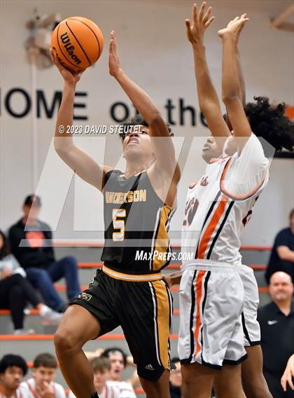 Thumbnail 2 in Gunderson vs. Roseville (Tiger Classic) photogallery.