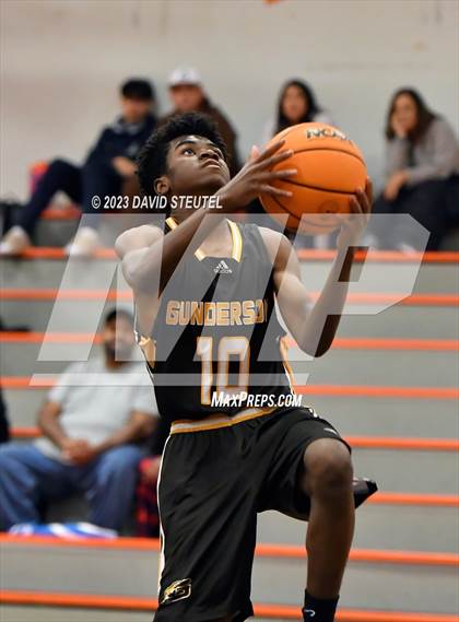 Thumbnail 3 in Gunderson vs. Roseville (Tiger Classic) photogallery.