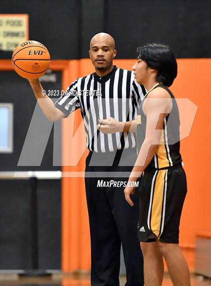 Thumbnail 3 in Gunderson vs. Roseville (Tiger Classic) photogallery.