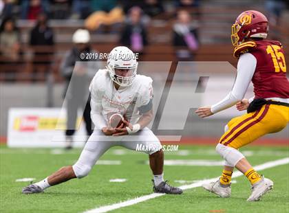 Thumbnail 2 in Eastside Catholic vs. O'Dea (WIAA 3A Final) photogallery.