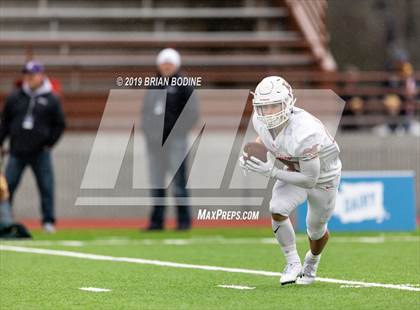 Thumbnail 2 in Eastside Catholic vs. O'Dea (WIAA 3A Final) photogallery.