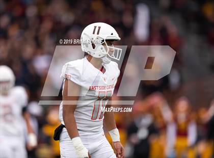 Thumbnail 2 in Eastside Catholic vs. O'Dea (WIAA 3A Final) photogallery.