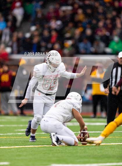 Thumbnail 2 in Eastside Catholic vs. O'Dea (WIAA 3A Final) photogallery.