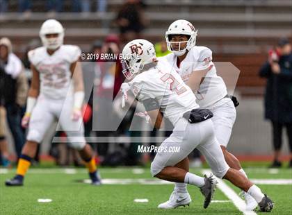Thumbnail 2 in Eastside Catholic vs. O'Dea (WIAA 3A Final) photogallery.