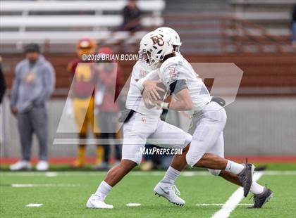 Thumbnail 2 in Eastside Catholic vs. O'Dea (WIAA 3A Final) photogallery.