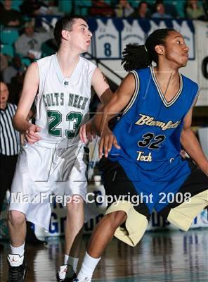 Thumbnail 3 in Bloomfield Tech vs. Colts Neck (HoopGroup Boardwalk Showcase) photogallery.