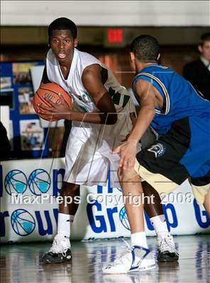 Thumbnail 1 in Bloomfield Tech vs. Colts Neck (HoopGroup Boardwalk Showcase) photogallery.