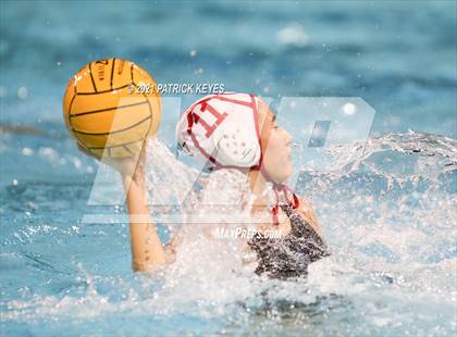 Thumbnail 2 in Rosary @ OLU  photogallery.
